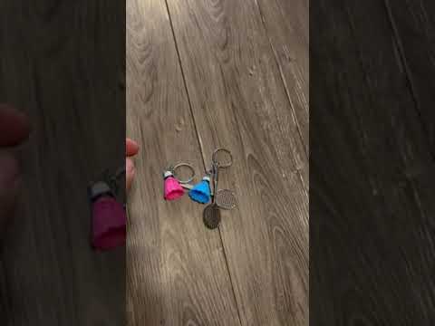~子甄彣璟~羽毛球鑰匙圈 鑰匙扣 吊飾 羽球吊飾 紀念品 運動 羽毛球鑰匙扣 飾品 鑰匙掛件 生日禮物 ~子甄彣璟~羽毛球鑰匙圈 鑰匙扣 吊飾 羽球吊飾 紀念品 運動 羽毛球鑰匙扣 飾品 鑰匙掛件 生日禮物