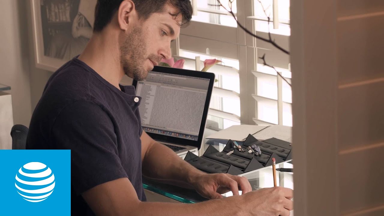 AT&T Real Stories: Tanari Jewelry