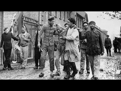 27 Gennaio 1945 - L'Armata Rossa sovietica entra nel campo di concentramento di Auschwitz