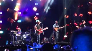 Darius Rucker,  "Southern Style", CMA Fest 2015