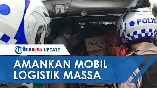Download lagu Paksa Mundur Massa Aksi 1812, Polisi Turut Amankan 2 Ambulans dan 1 Kijang yang Bawa Logistik mp3