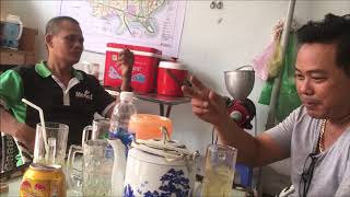 Anh Áo Đen khuyên 4 cái 