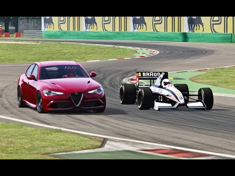 Alfa Romeo Giulia Quadrifoglio vs Tyrrell F1 1991 -  Monza