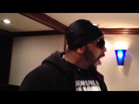 Moe Soul Studio life Body Language