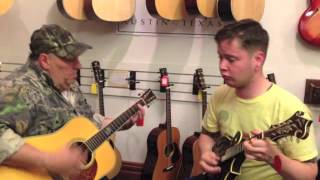 Video thumbnail of "Billy Strings & his father, Terry Barber doing an Impromtu Jam"