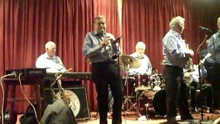 CHIMES BLUES by The Chicago Teddy Bears