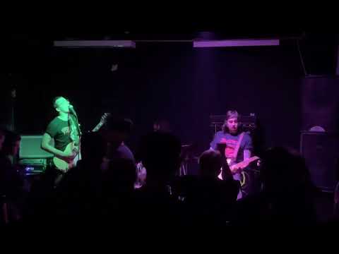 Berosszulás @ Kripta