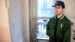 Stand Up Apartment 4