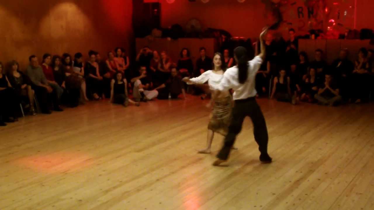 Zamba en Gratalonga con Yanina Mesinger y Sergio Lopez