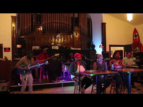 Silk performing "Strange Love" Live