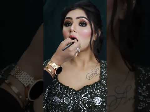 Mahi Beautiful Bride Getting Ready | Dulhan's Makeup & Dress | Latest Bridal Makeup & Jwellery