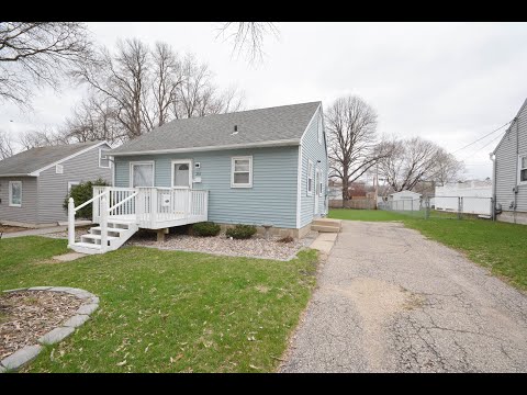 Impeccable updated home just blocks from downtown! property video