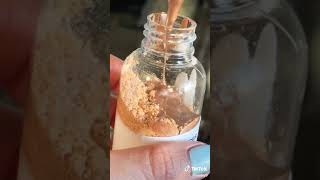 DIY Shimmer Body Lotion 2 DIY Body Highlighters👄