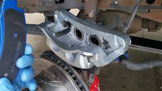 Replace brake caliper and pads Ford Excursion F250 F350