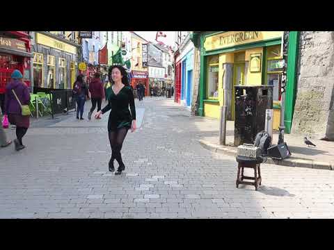 Emma O'Sullivan Sean Nos dancing