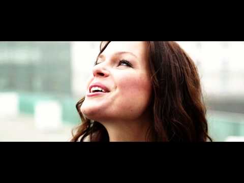 Saskia Leppin - Lieb mich heut Nacht ( Radio Edit ) - Das offizielle Musikvideo!