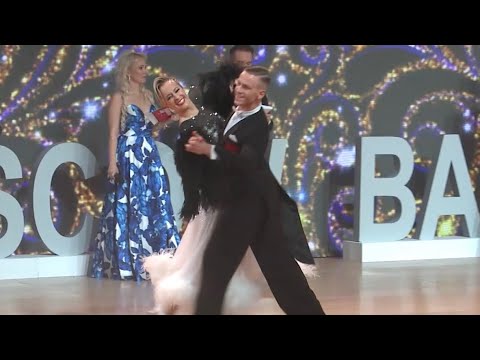 Moscow Ball 2022 One Dance Championship Slow Foxtrot, final