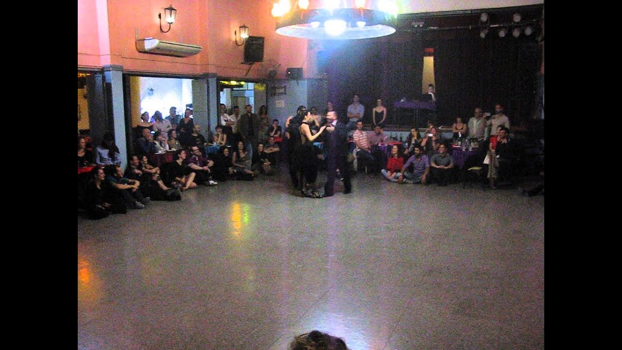 CLAUDIO GONZÁLEZ y su mamá LILI y JUAN MALIZIA y MANUELA ROSSI  en Viva La Pepa Milonga