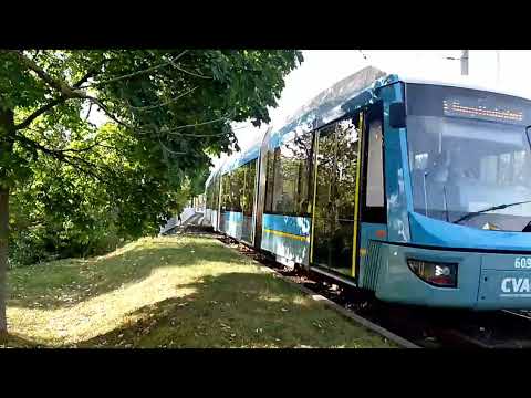 Straßenbahn Chemnitz. Linia 4. Tramwaj typu Variobahn 6NGT-LDE. CVAG 609