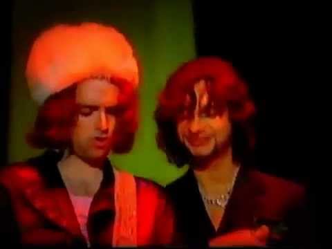 Primal Scream live at Reading Festival 1994