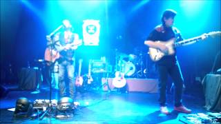 LOS SECRETOS      &quot;PONTE EN LA FILA&quot;