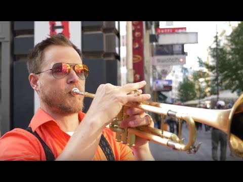 AREVO - Schware Hockn [Video]