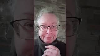 Il paraît que cela porte bonheur je vérifie le proverbe #campagne #vlog #proverbe #loose