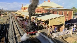 preview picture of video 'LVR Heritage Train Featuring Steam Locomotive 3265 - PoathTV Australian Trains & Railways'