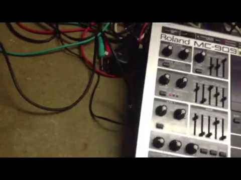 SwizZ Beatz Set It Off Young Gunz Akeems mc909 Remix