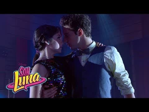 Soy Luna 1 - Luna y Matteo patinan Alas y se besan (Capítulo 40)