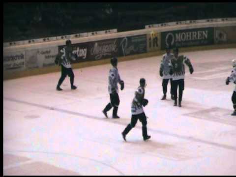 NEUE Eisfussballcup 2011: FC Weiler - SC Göfis (HALBFINALE)