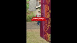 Download lagu Mandra Misuh-misuh, Mau Mandi Diselak Atun 🤣 | Si Doel The Movie 3 mp3