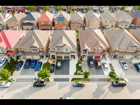 32 Crystalview Crescent, Brampton Home for Sale - Real Estate Properties for Sale