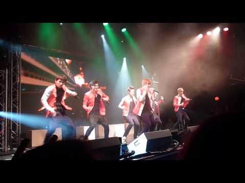 [FANCAM] 130210 Teen Top - 'To You' Live in Barcelona (Spain)