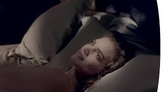 PJ Harvey - Down By the Water (captioned lyrics in video)