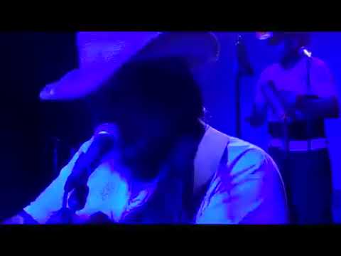 Hoy toca ser feliz suenan los Sanchez desde Jocoaitique, Morazán.💯🎻🇸🇻