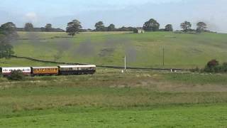 preview picture of video 'Morayshire with vintage train departing Stoneacre Loop (EBASR)'