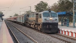 Download lagu Rare Event | #16531 Garib Nawaz Express With BGKT WDP4 #20101 From Hubballi instead of Electric Loco mp3