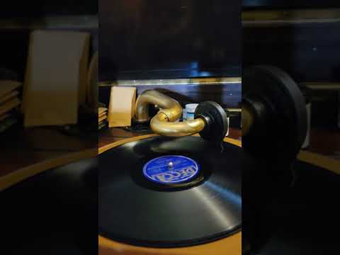 My Heart is Unemployed - Henry Busse and his Orchestra  Decca Records #2106 1938