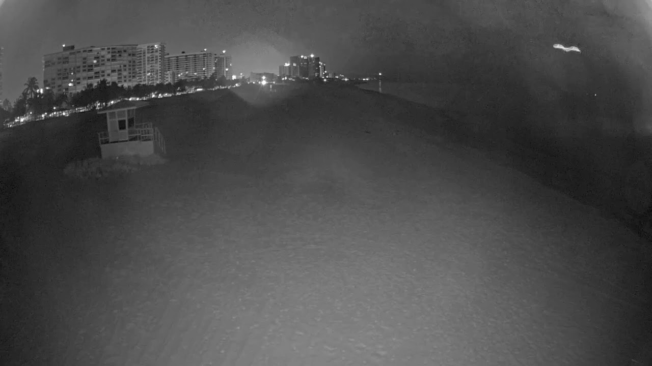 Live webcam view of Pompano Beach Oceanfront & Lifeguard Tower
