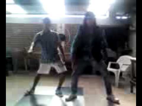 NaShO Ft BetHo  ~ MeGa TirAte uN PasO - Daddy Yankee (AlTosReMix)