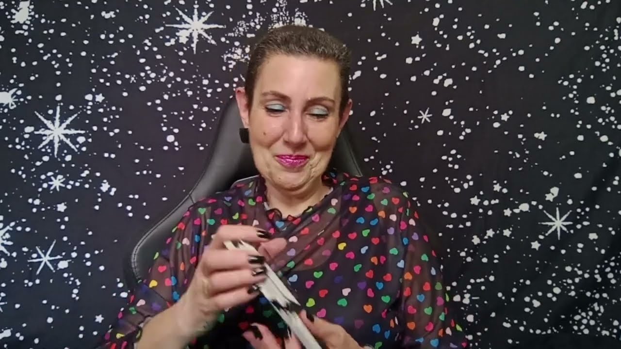 ♈ ÁRIES NOVEMBRO ❤️ - Essa pessoa não é seu par ideal. Não vale a pena investir.