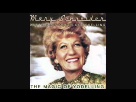 Mary Schneider - Mei Vata Is A Appenzeller.