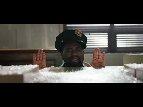 Free Guy (2021) Guy Kills Robber Scene