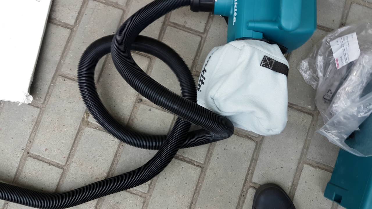 Шлифмашина орбитальная (эксцентриковая) Makita DBO180RFE  2х3Ач 125мм 7000\9500\11000об\м