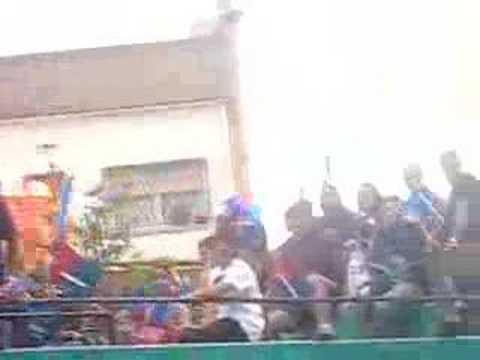 celebracion ascenso club de futbol gava 06/07 (video 1)