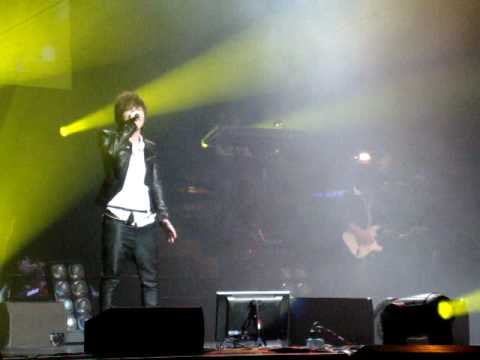 [100305]  K.Will ~ 02. 눈물이 뚝뚝 (Two Romanticists @ Wiltern)