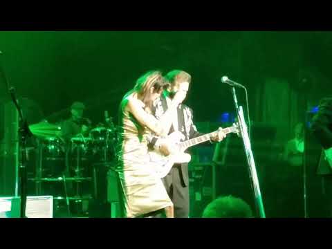 Chris Isaak w/ special guest Patricia Vonne "Baby Did a Bad Bad Thing"