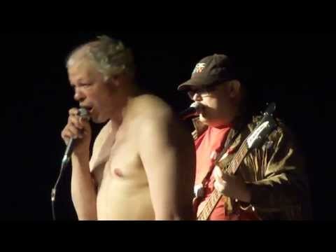 Pertti Kurikan Nimipäivät (PKN) - En viihdy kotona