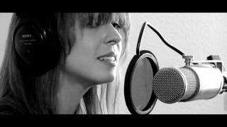 Laura Jansen - Single Girls Acoustic